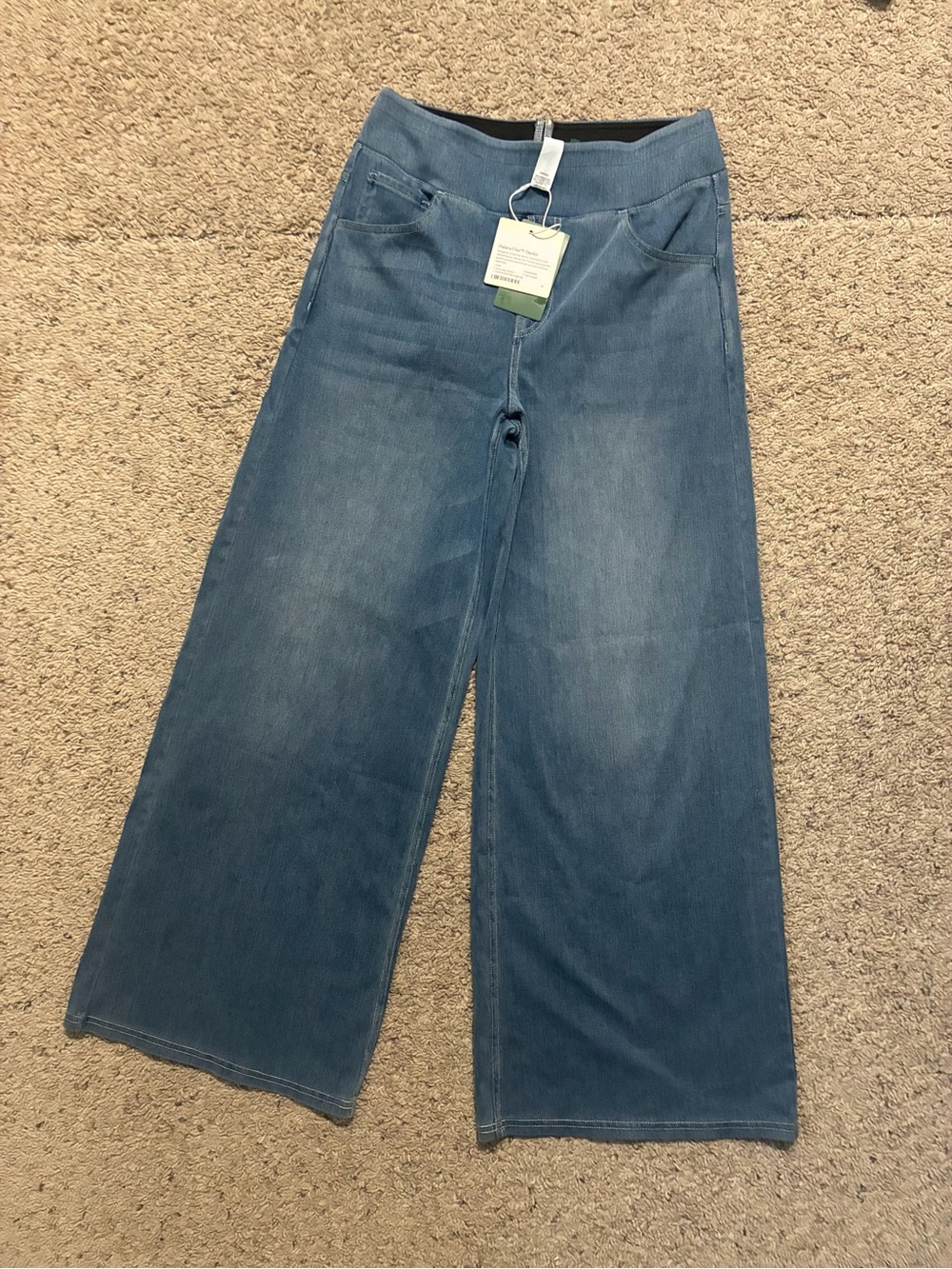 HALARA Wide-Leg Flare Jeans in Blue Denim